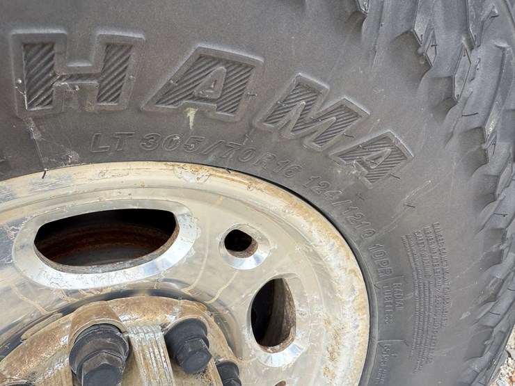 2005-gmc-2500-image-20