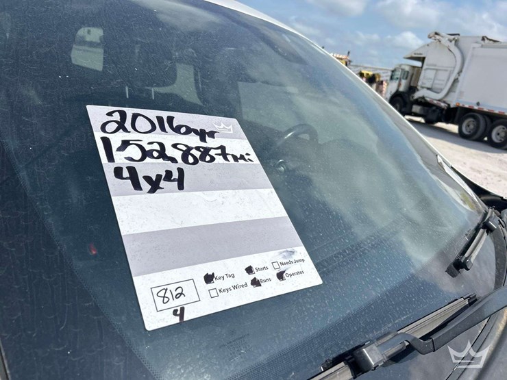 2016-jeep-grand-cherokee-image-23