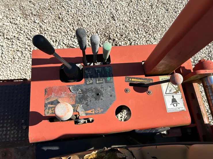 2015-ditch-witch-rt45-image-19