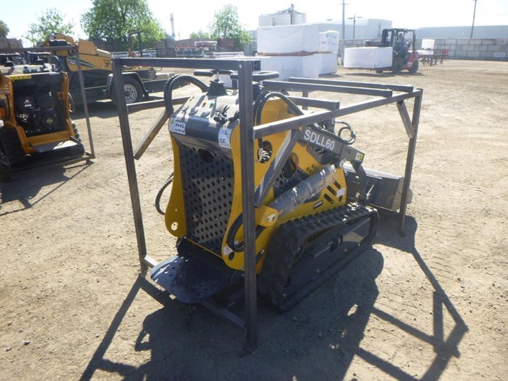 sdlanch-sdll60-skid-steer-track-loader-image-3