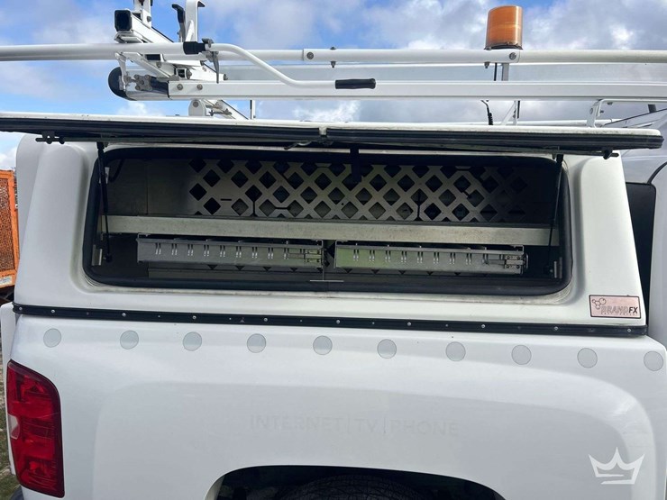 2012-chevrolet-silverado-1500-hybrid-image-18