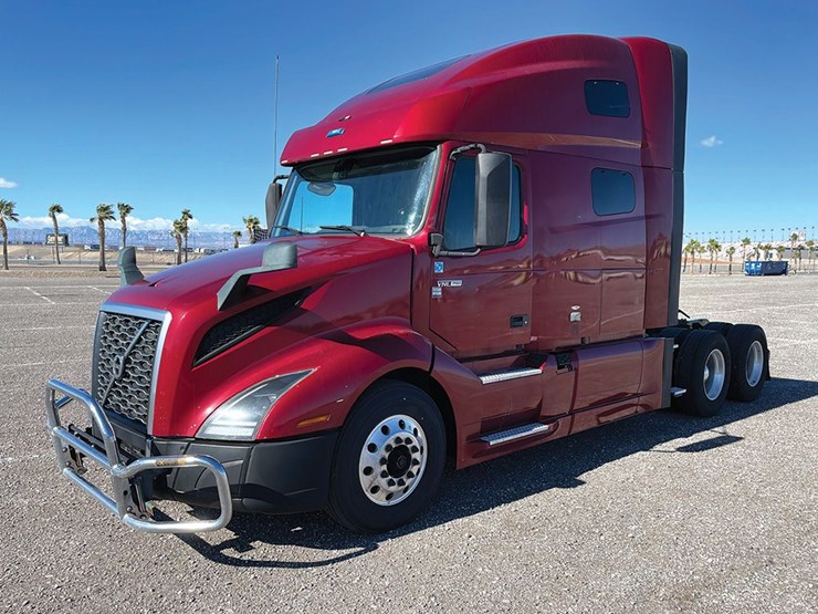 2020-volvo-vnl-760-image-1