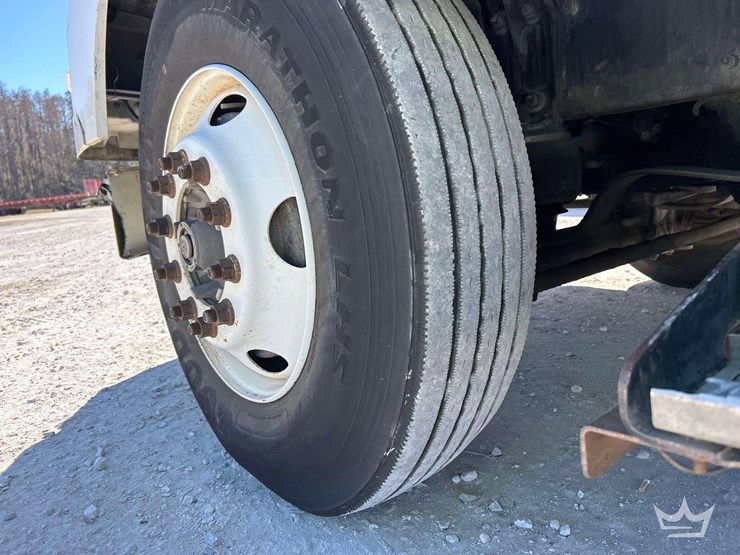 2006-volvo-vnm-s/a-day-cab-truck-tractor-image-23