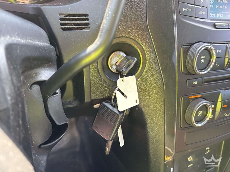 2018-ford-explorer-image-24