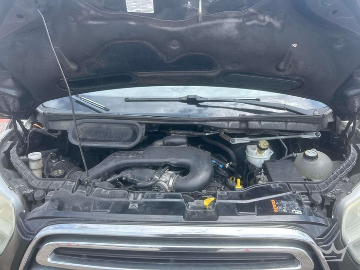 2015-ford-transit-image-7