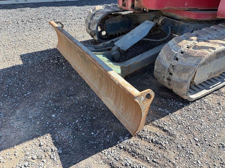 takeuchi-tb280fr-image-9