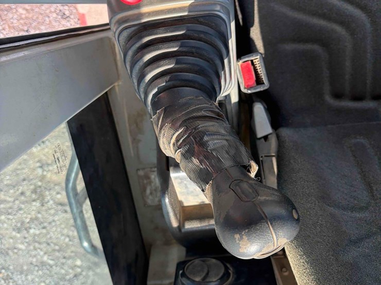 takeuchi-tb280fr-image-15