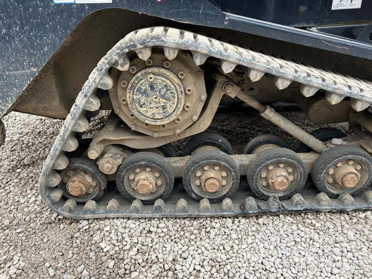 2018-asv-posi-track-vt70-image-13