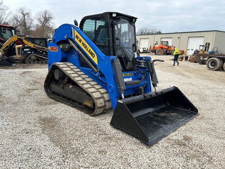 2022-new-holland-c362-image-6