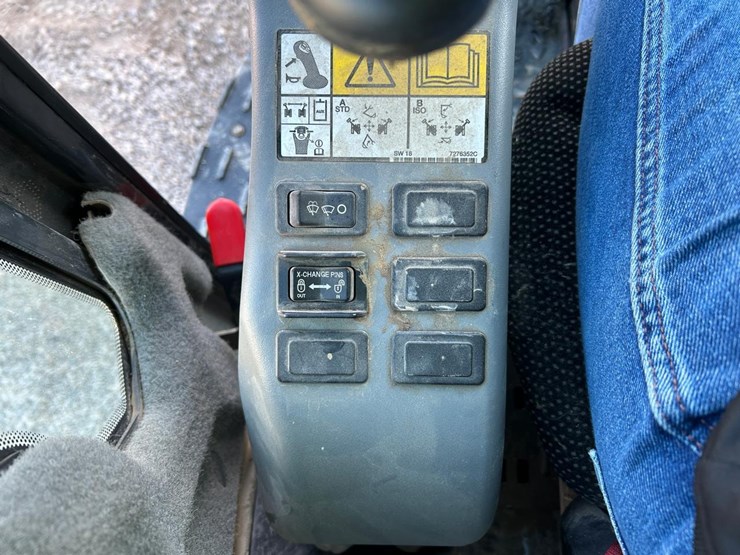 2022-bobcat-e50-image-26