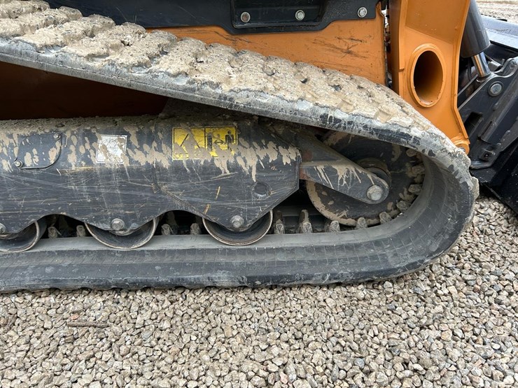 2024-case-tv450b-image-14