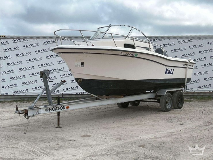 2005-20-ft.-grady-white-boat-with-25-ft.-float-on-t/a-boat-trailer-image-1