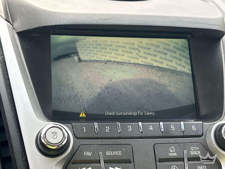 2012-chevrolet-equinox-image-15