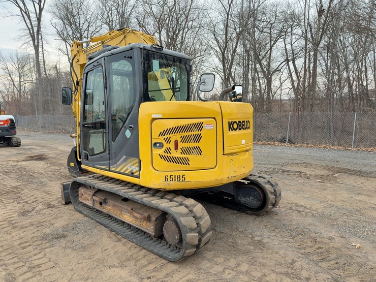 2017-kobelco-sk75sr-3e-image-3
