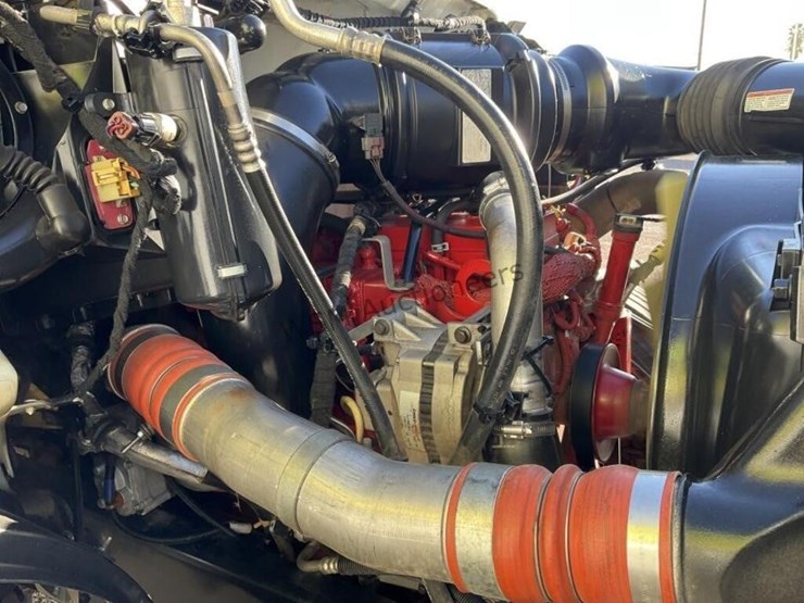 2008-ford-f650-image-15