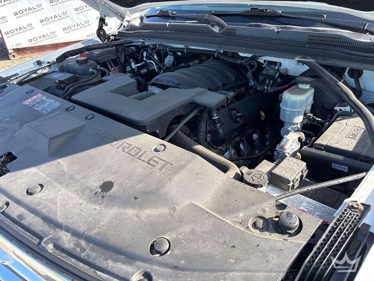 2020-chevrolet-tahoe-image-16