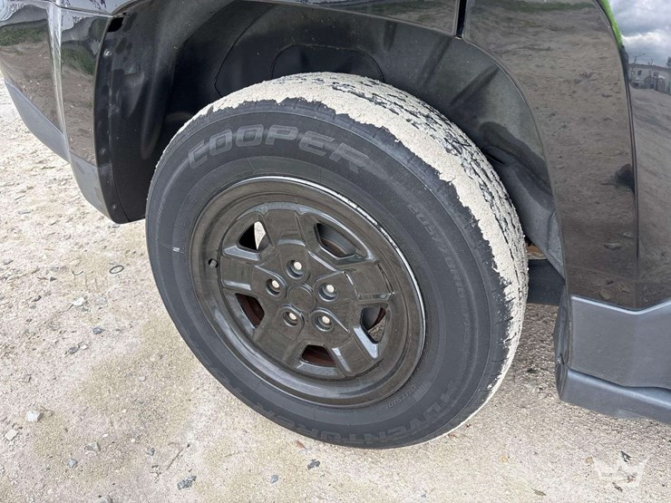 2016-jeep-patriot-sport-image-28