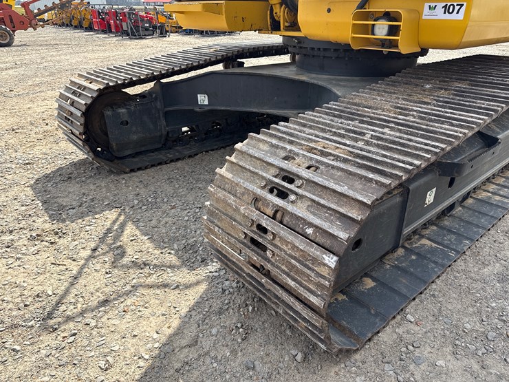 2023-komatsu-pc210-image-25