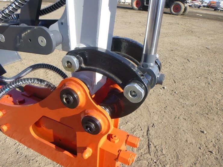 bttl-et15h-6-hydraulic-excavator-image-12