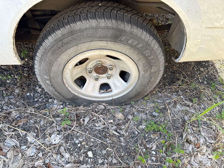 2000-chevrolet-astro-image-21