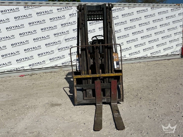 hyster-50-5,000lb-propane-forklift-image-18