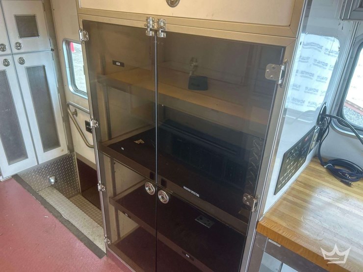 2006-international-durastar-4400-image-35