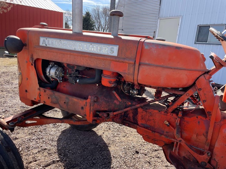 allis-chalmers-d15-2wd-tractor-image-27