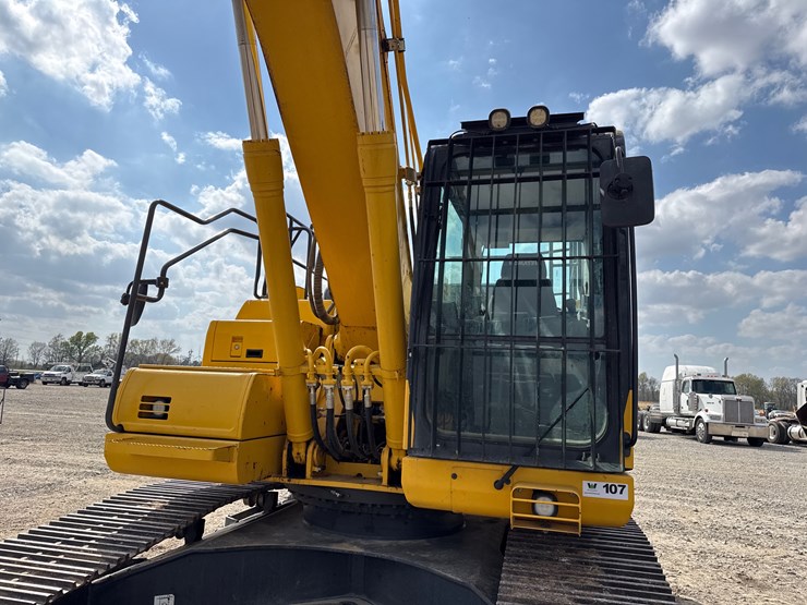 2023-komatsu-pc210-image-24