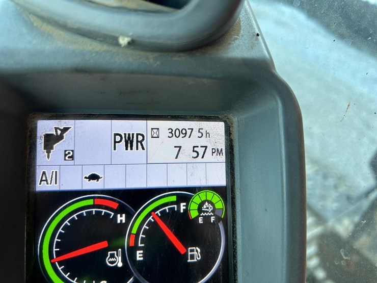 hitachi-zx135us-6-image-26