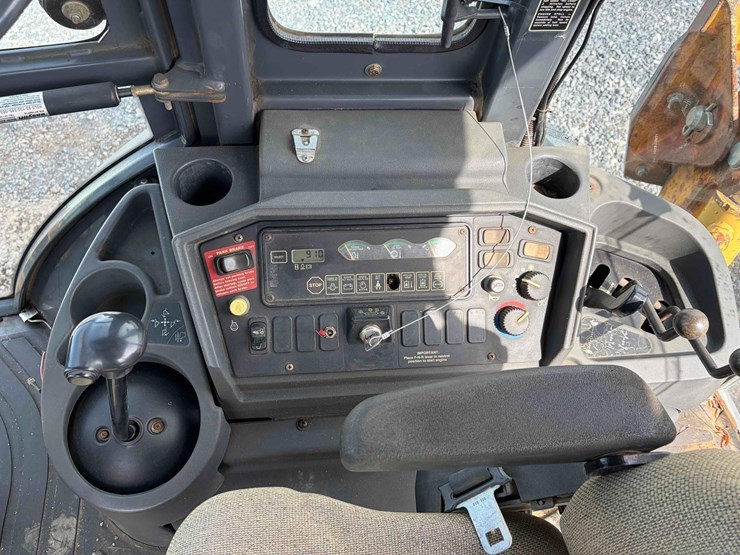 2006-deere-310sg-image-17