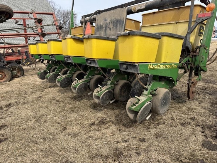 john-deere-1750-image-6