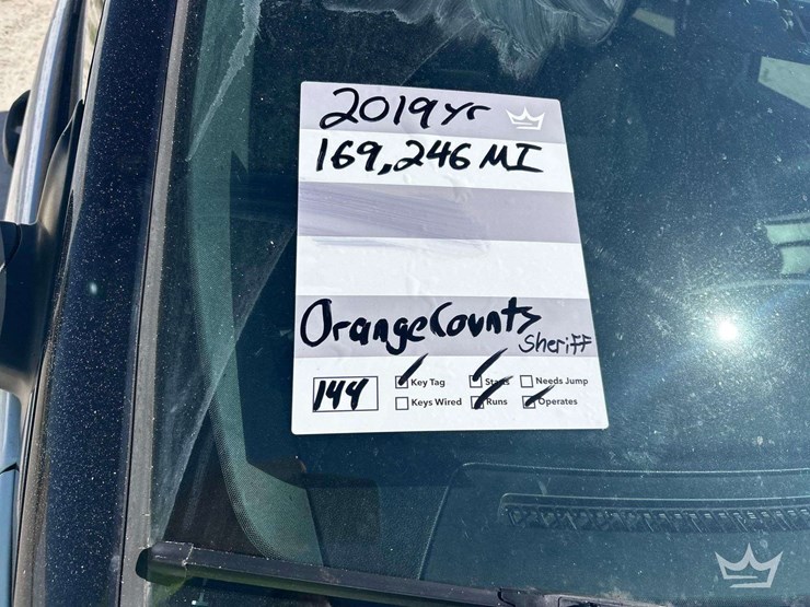 2019-ford-explorer-image-22