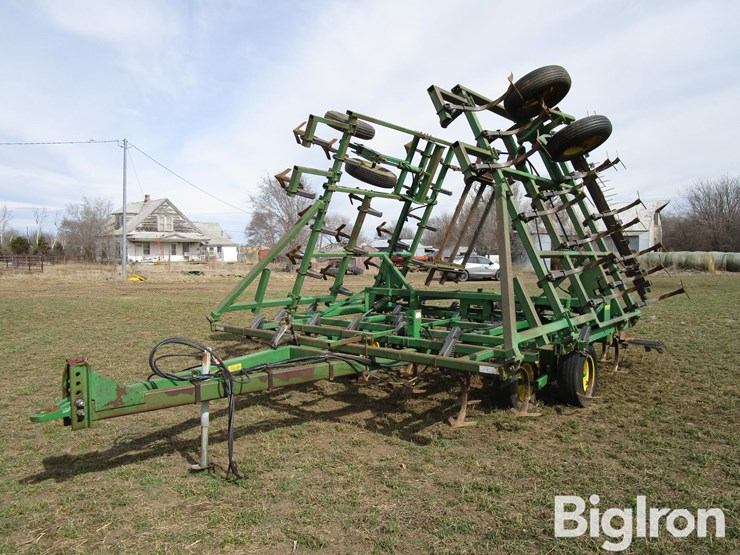 john-deere-960-image-1