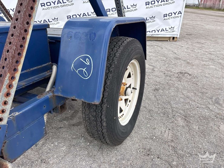 2012-addco-dh250-fm-towable-solar-message-board-image-10