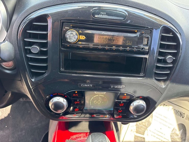 2011-nissan-juke-image-18