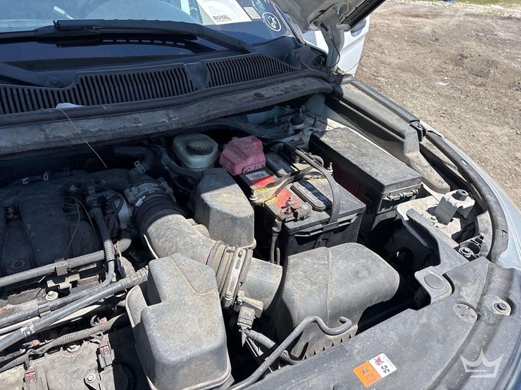 2013-ford-explorer-image-11