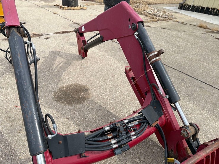 case-ih-l750-image-16