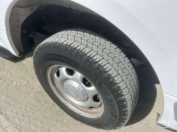 2019-ford-f150-image-24