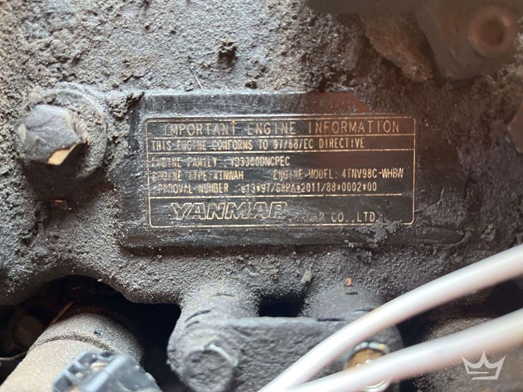 2015-hitachi-zx75us-image-30