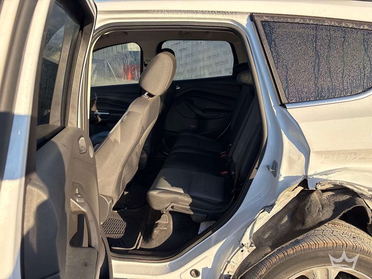 2016-ford-escape-image-21