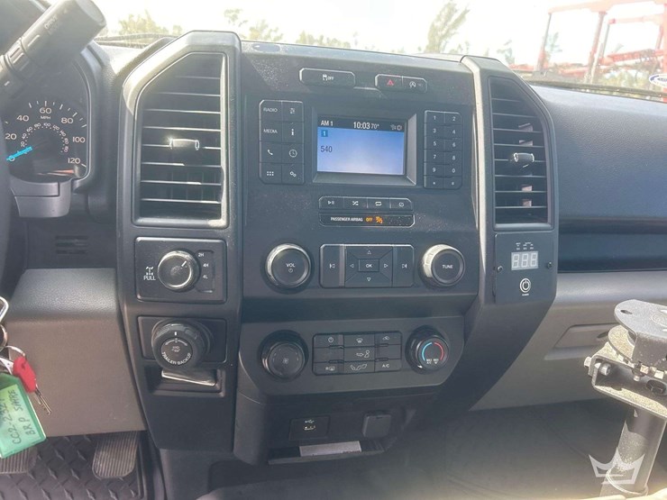 2019-ford-f150-image-18