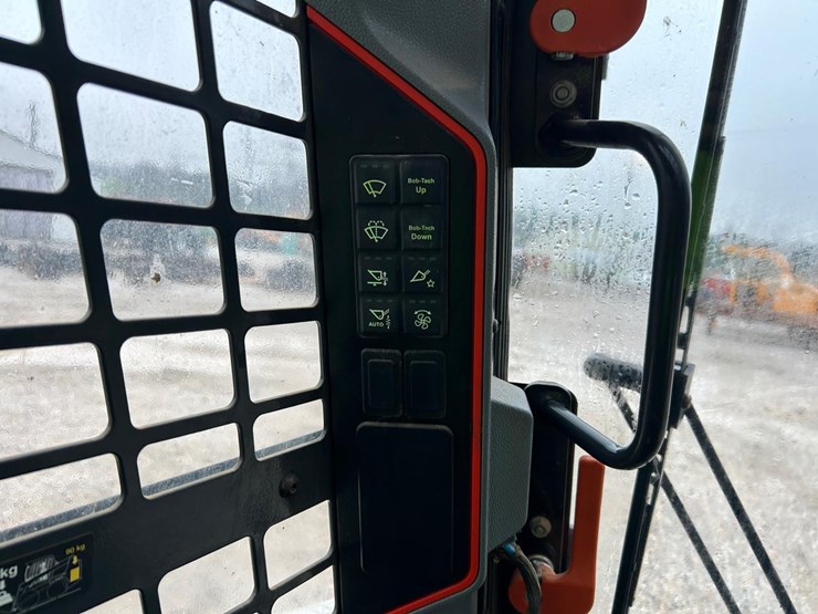 2023-bobcat-t66-image-29