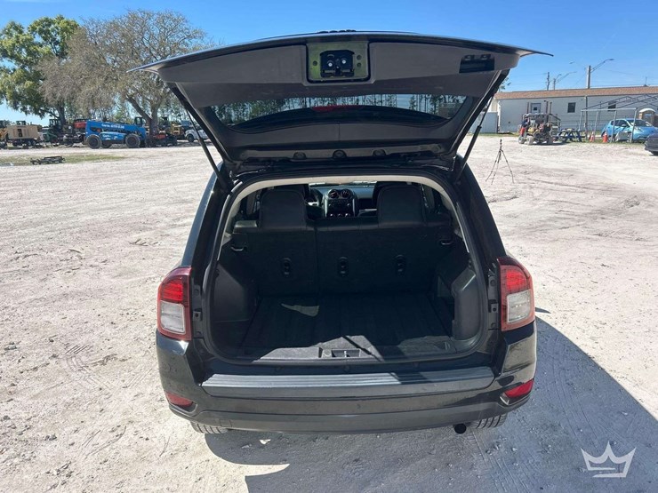 2016-jeep-compass-image-19