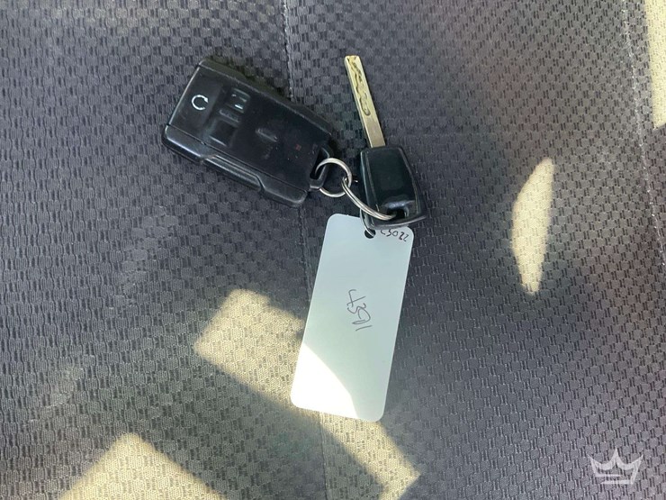 2016-chevrolet-silverado-1500-image-38