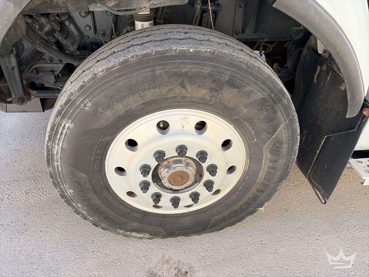 2014-kenworth-t400-image-29