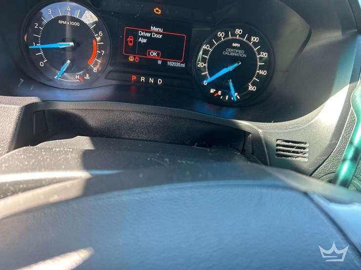 2016-ford-explorer-image-11