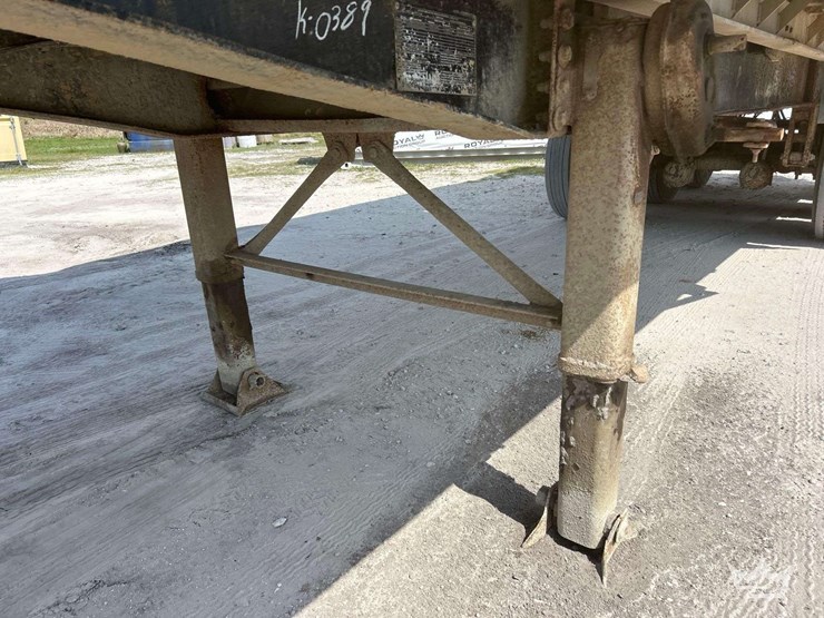 2010-axle-dump-trailer-image-7