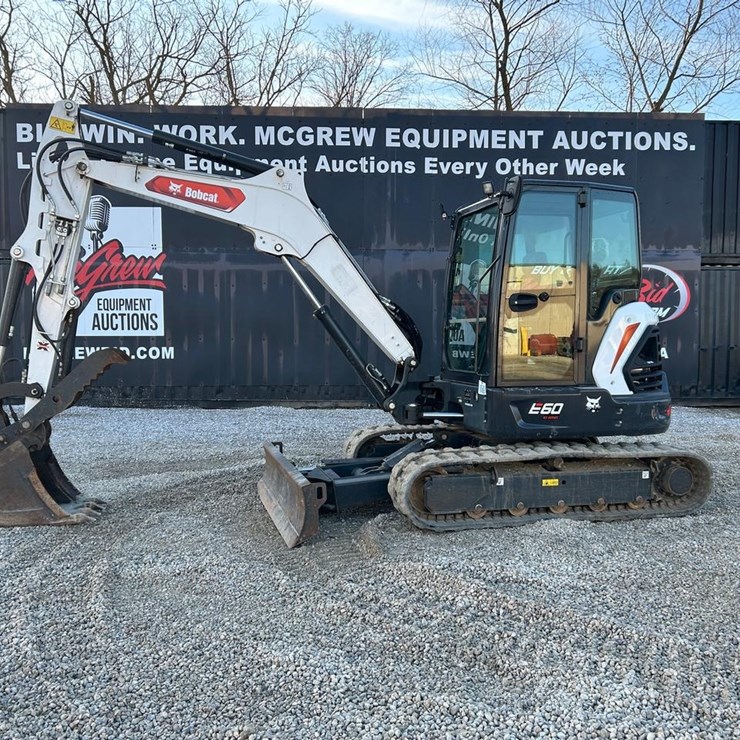 2023 BOBCAT E60
