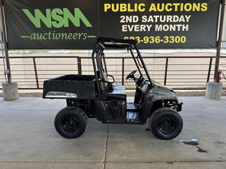 2011-polaris-ev-electric-utility-cart-image-1