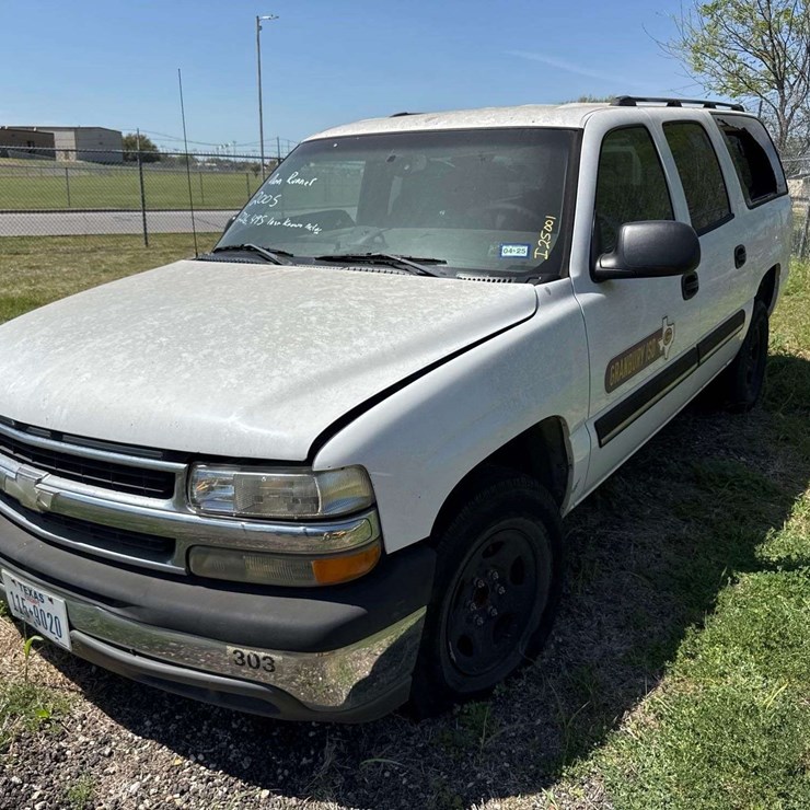 2005 CHEVROLET SUBURBAN